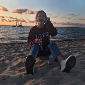 Meet your Posher, Margot